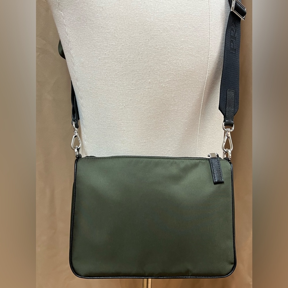 PRADA Re- Nylon and Saffiano leather shoulder bag - Picture 8 of 10